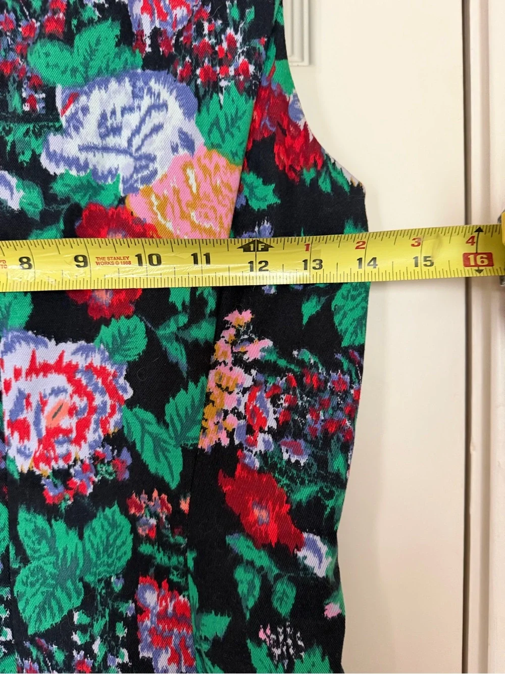 Black Floral Sleeveless Sheath Dress